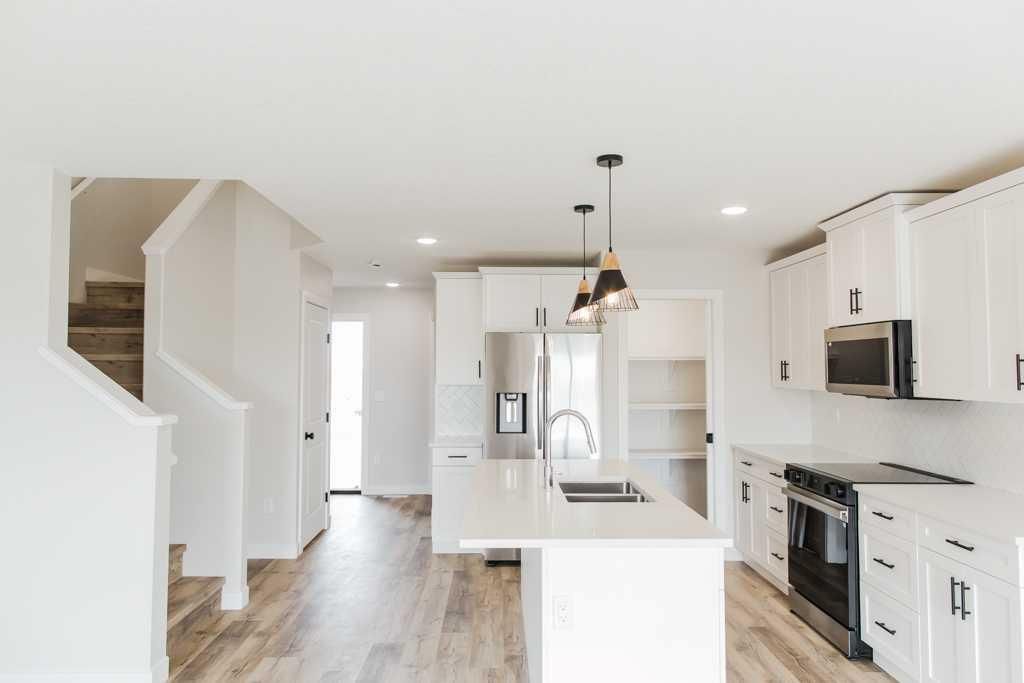 9520 114 Avenue  - Photo 4
