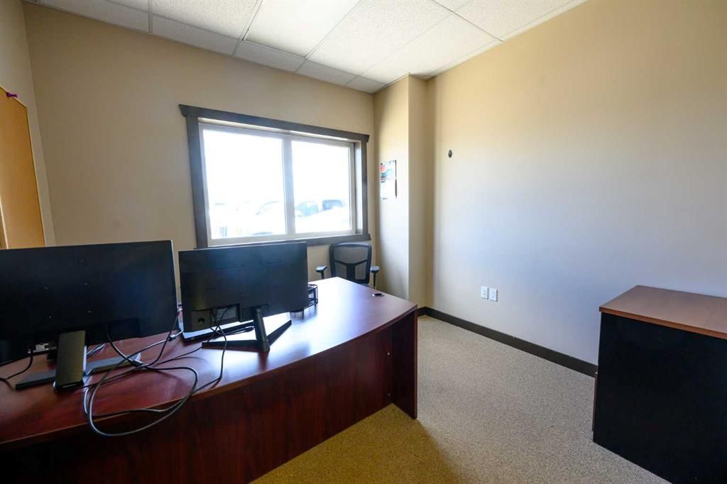 10709 79 Avenue  - Photo 10