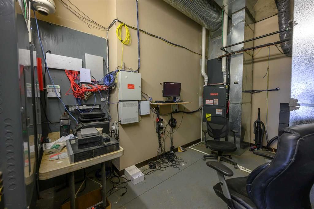 10709 79 Avenue  - Photo 17