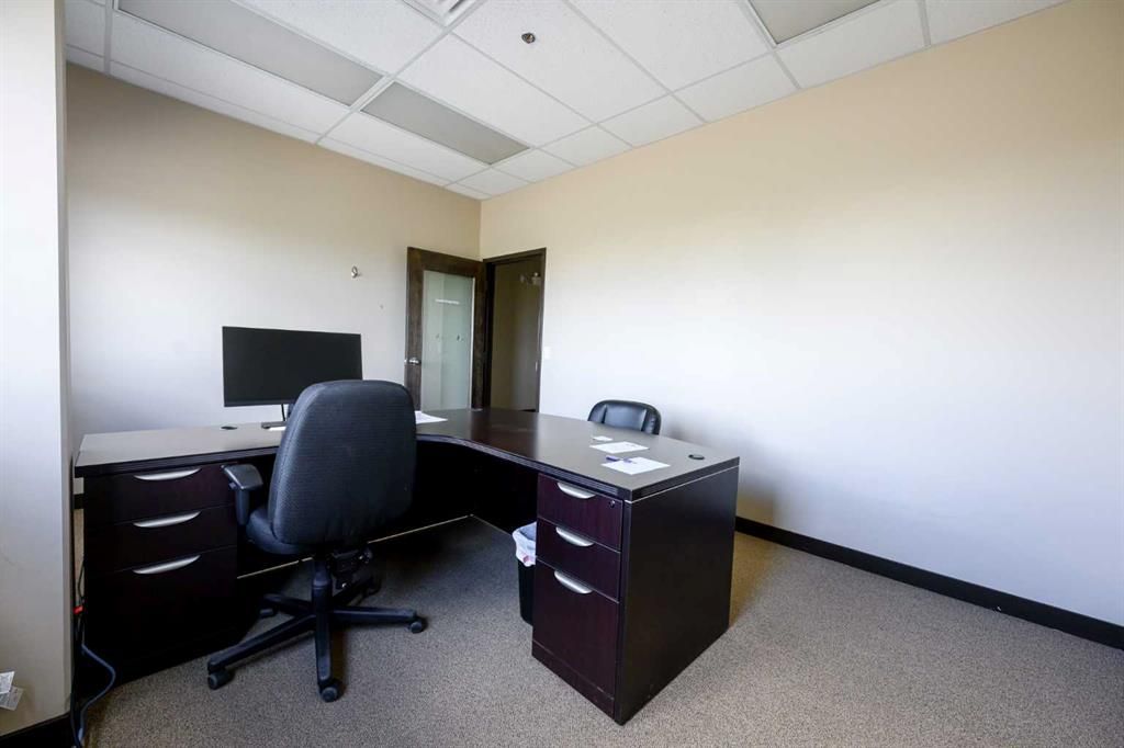 10709 79 Avenue  - Photo 19