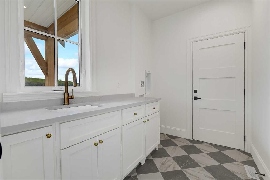 743048 Range Road 51   - Photo 4