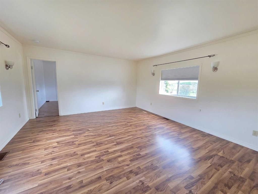 10215 99 Avenue  - Photo 22