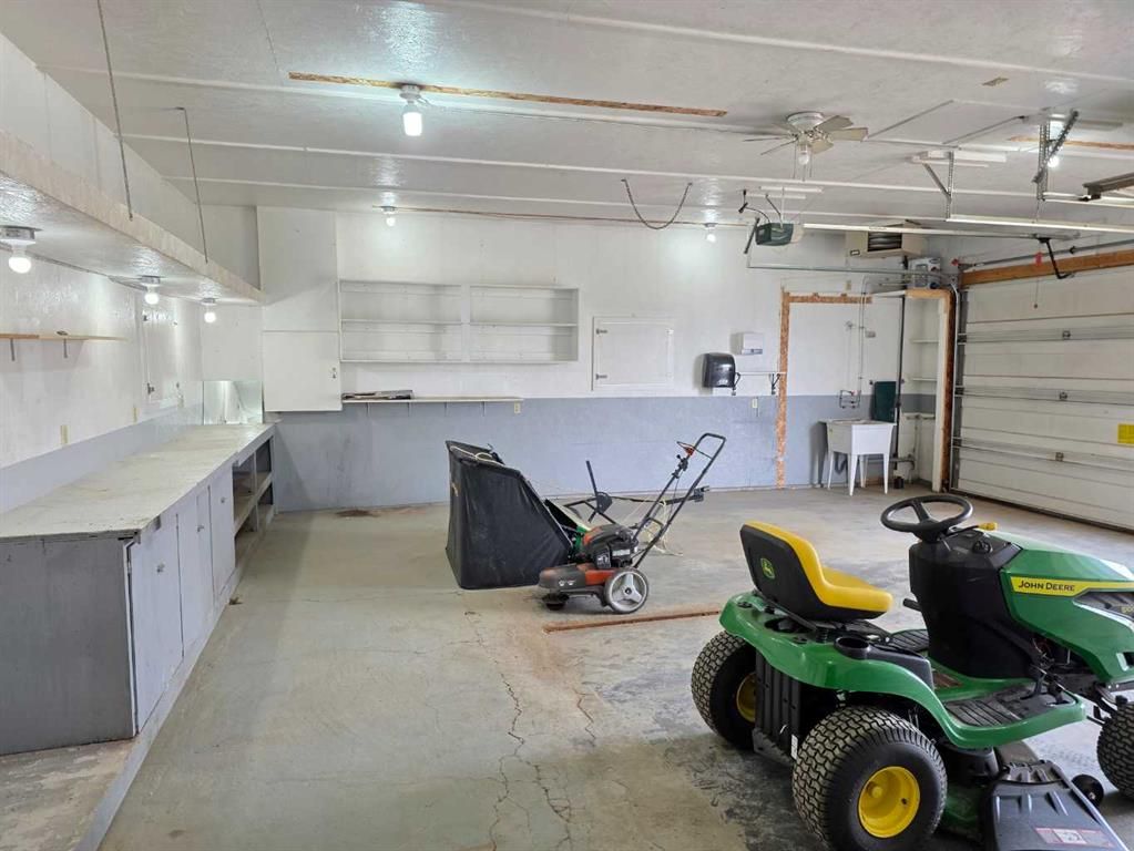 10215 99 Avenue  - Photo 8