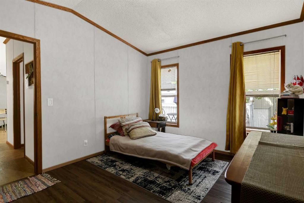 9730 120 Avenue  - Photo 15
