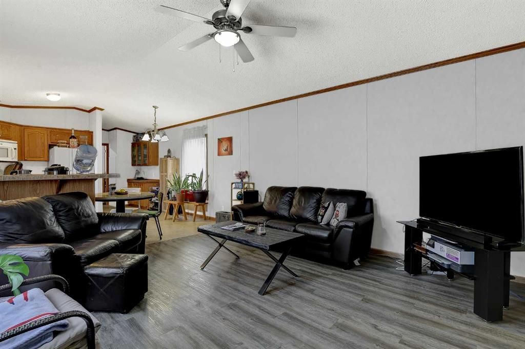 9730 120 Avenue  - Photo 4