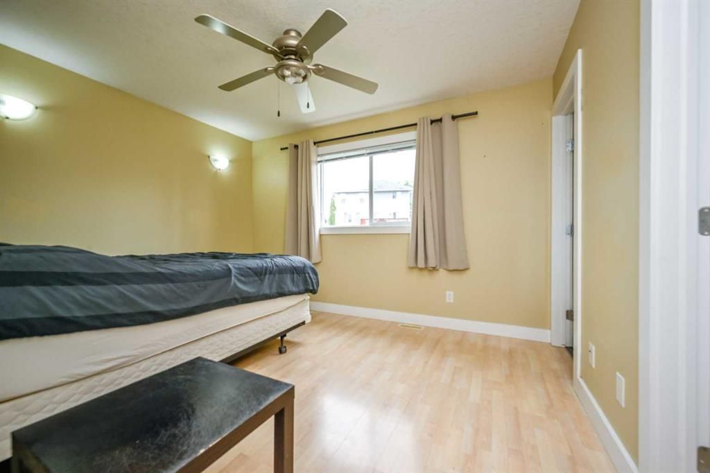 8821 113 Avenue  - Photo 11