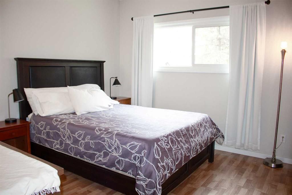 11316 102B Street  - Photo 15