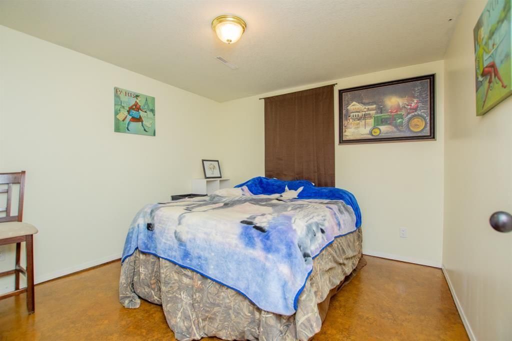 9321 101 Avenue  - Photo 18