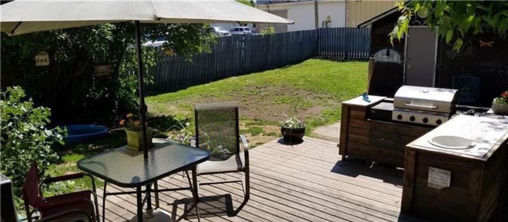 9321 101 Avenue  - Photo 22