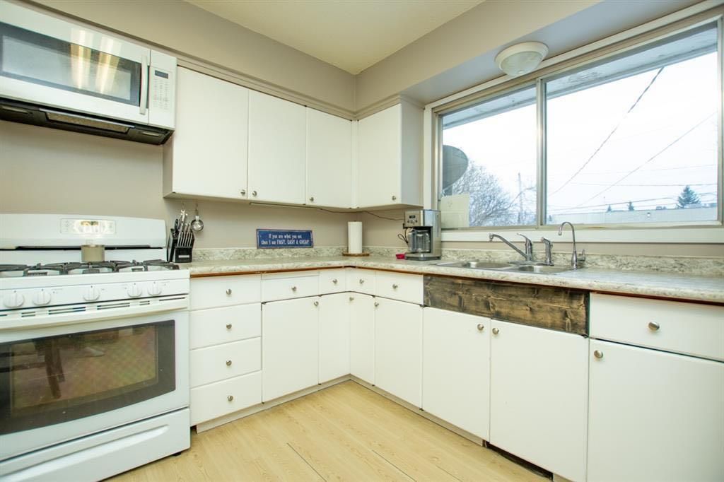 9321 101 Avenue  - Photo 7