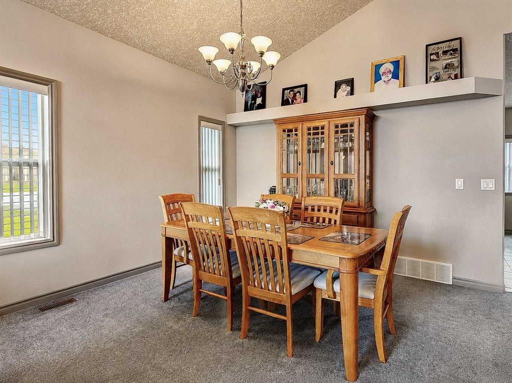 12605 Lakeshore Drive  - Photo 11