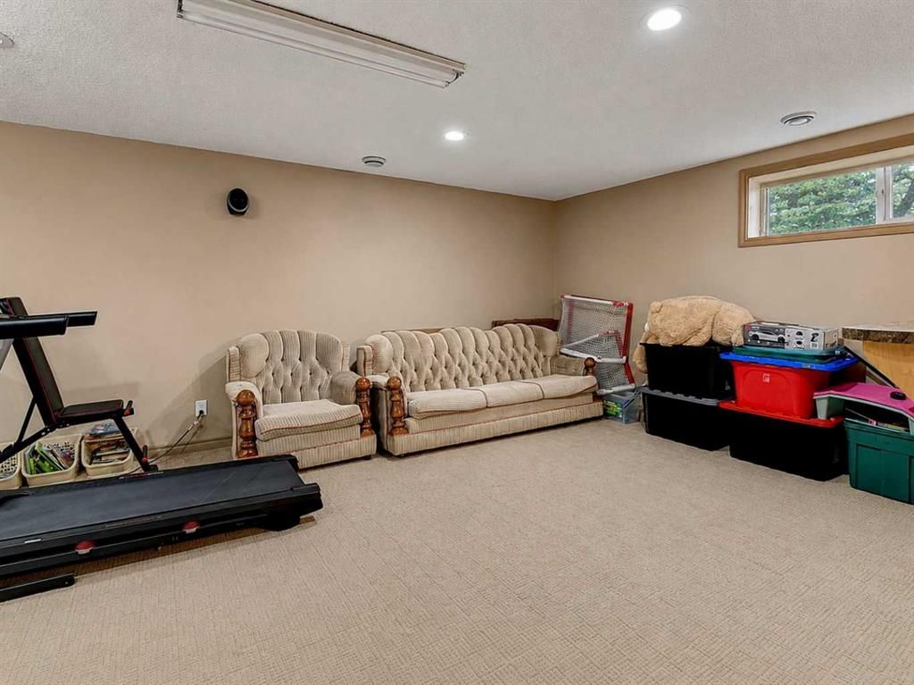 12605 Lakeshore Drive  - Photo 21
