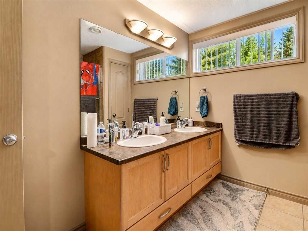 12605 Lakeshore Drive  - Photo 28