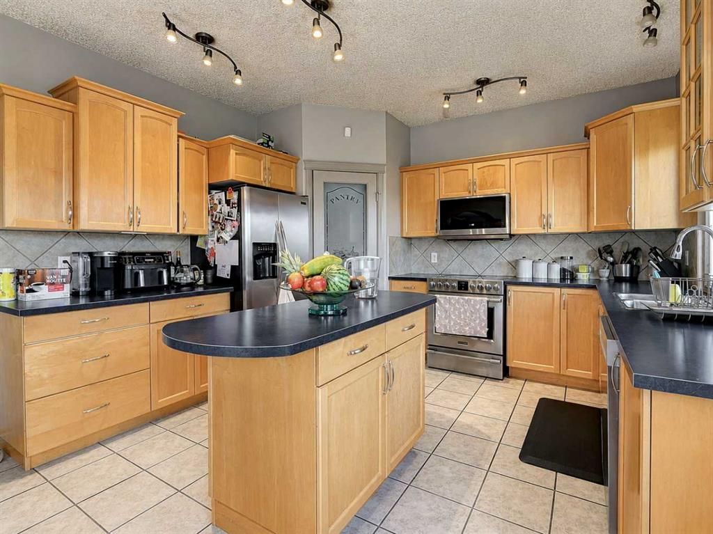 12605 Lakeshore Drive  - Photo 3