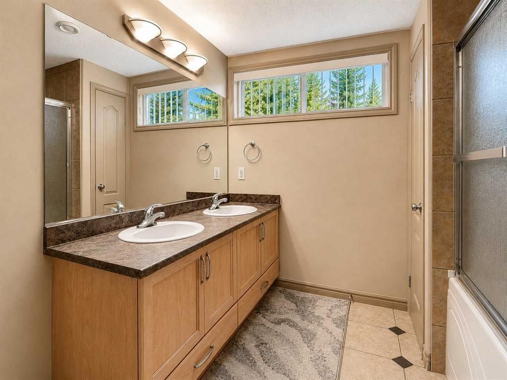 12605 Lakeshore Drive  - Photo 38