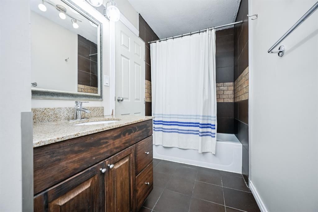 9433 121 Avenue  - Photo 17