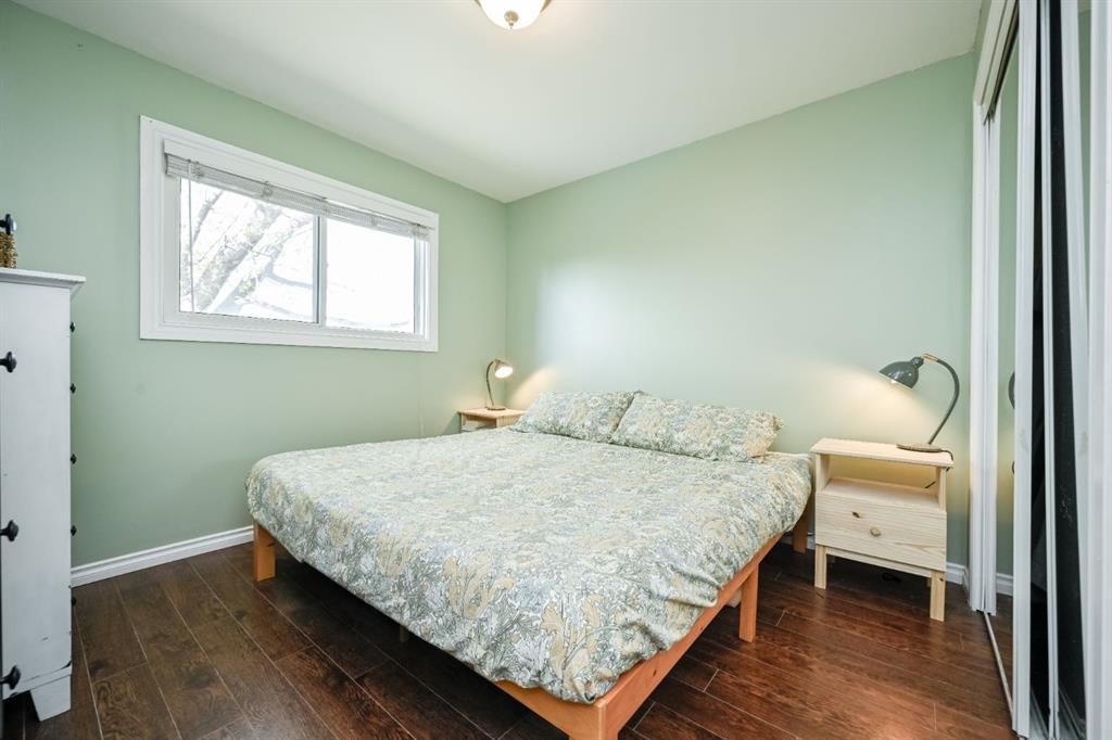 9433 121 Avenue  - Photo 18