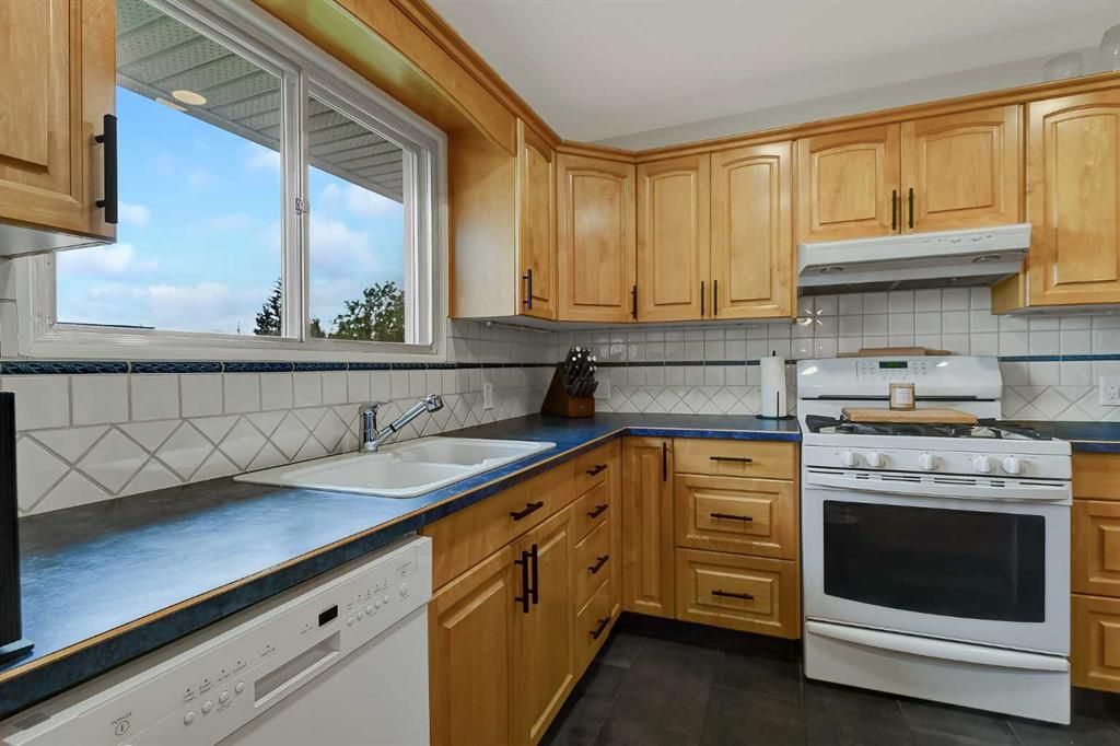 10015 89 Avenue  - Photo 12