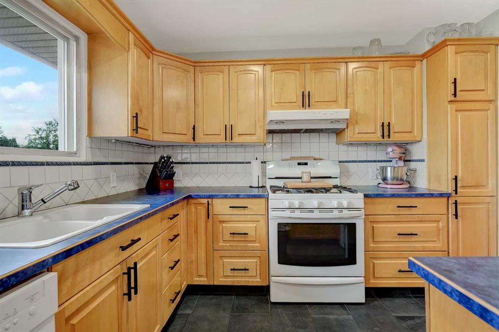 10015 89 Avenue  - Photo 13
