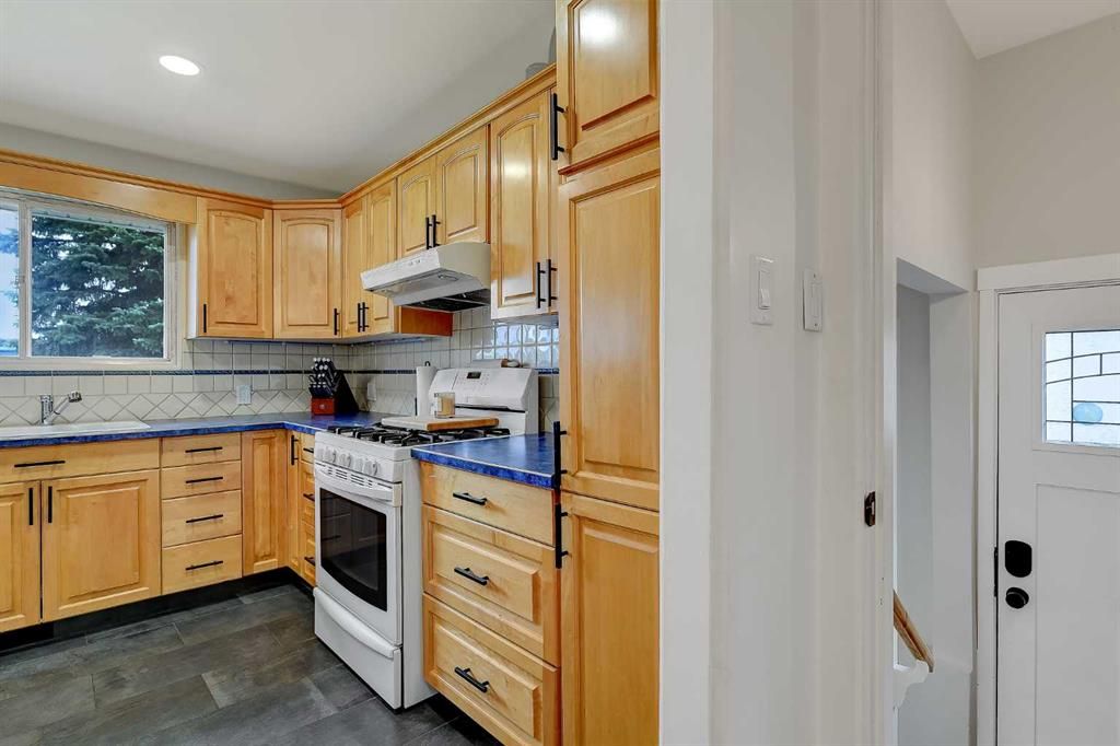 10015 89 Avenue  - Photo 14