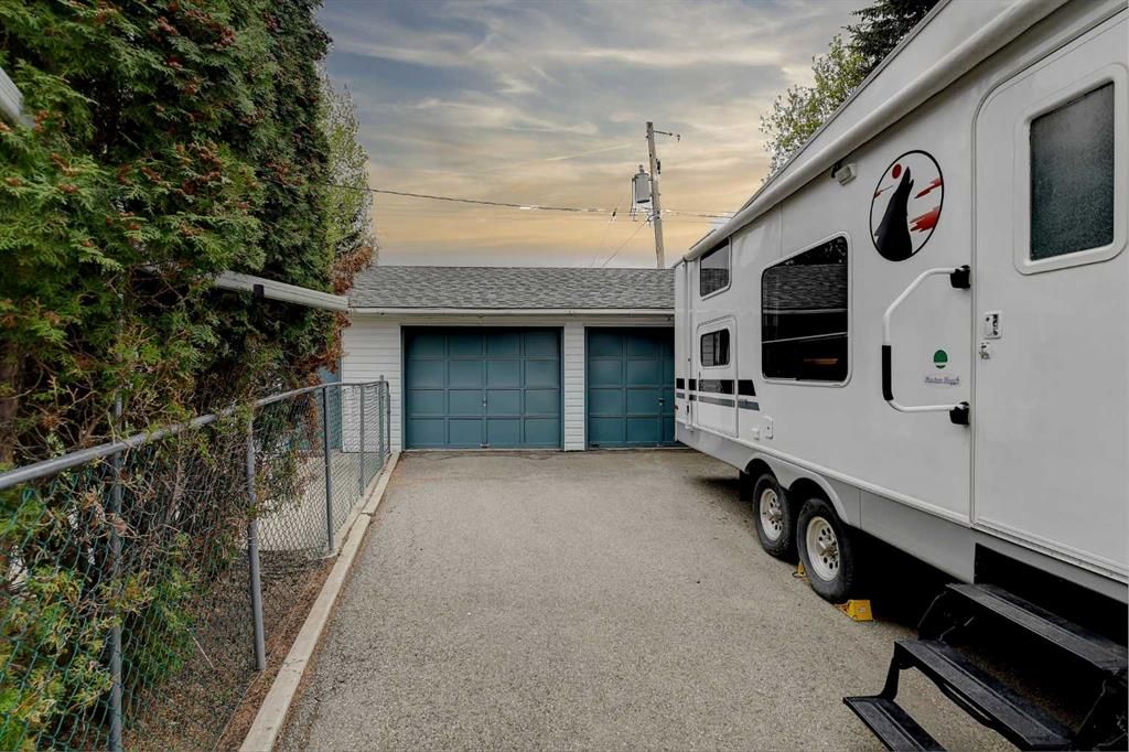 10015 89 Avenue  - Photo 35
