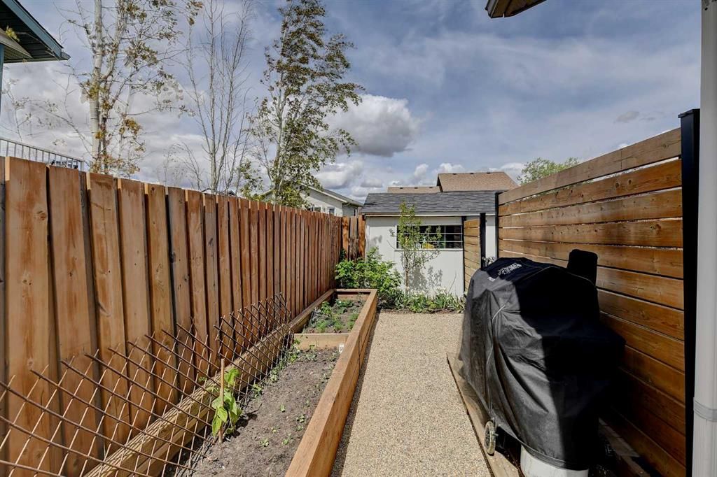 10628 119A Avenue  - Photo 47