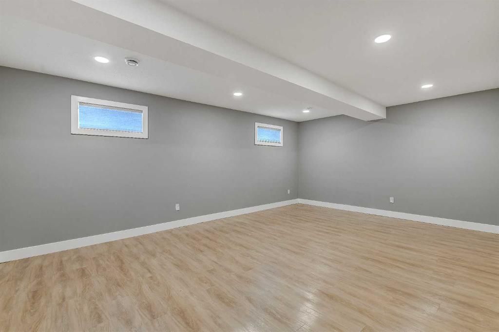 730049 Range Road 51   - Photo 17