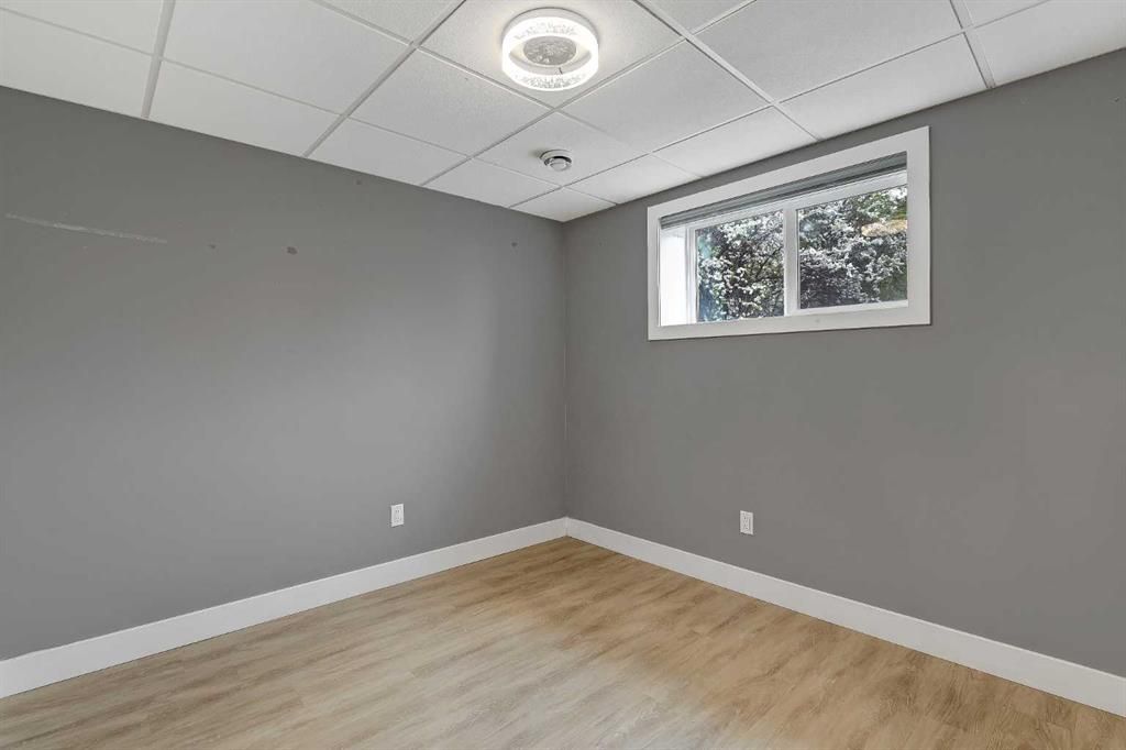 730049 Range Road 51   - Photo 21