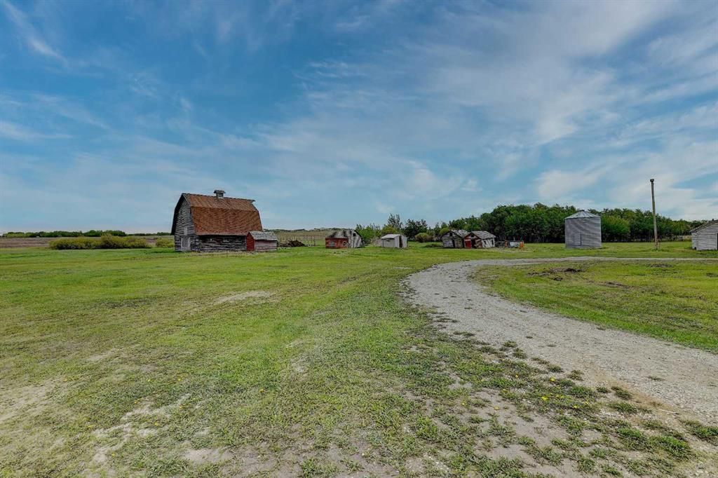 730049 Range Road 51   - Photo 29