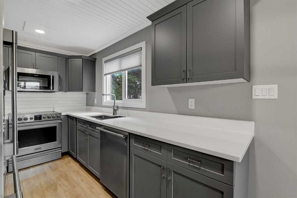 730049 Range Road 51   - Photo 4