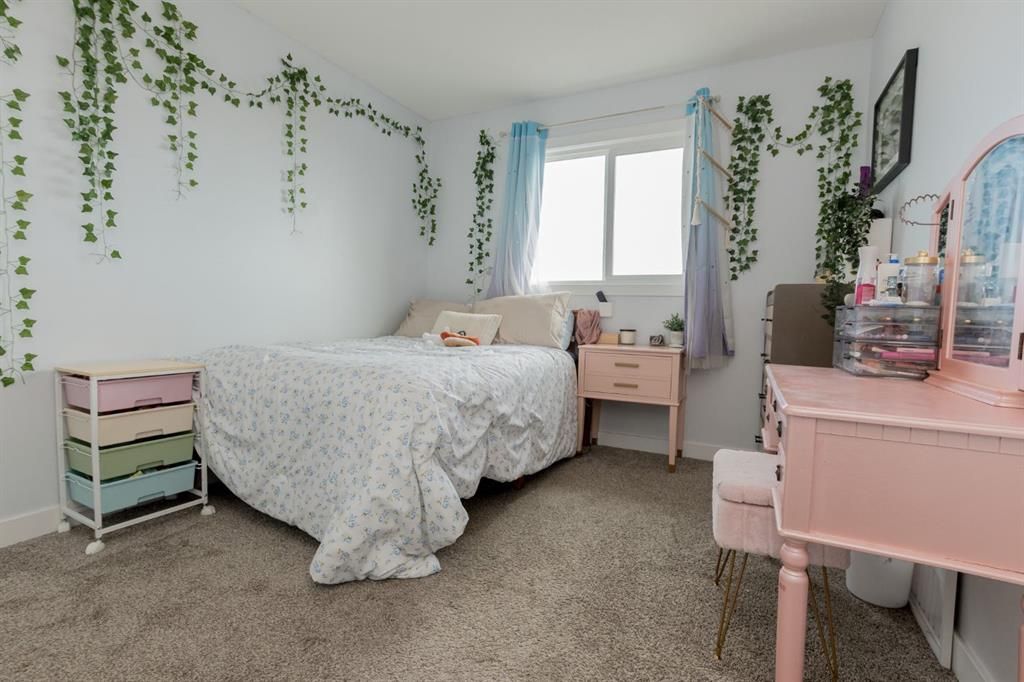8841 85A Avenue  - Photo 21