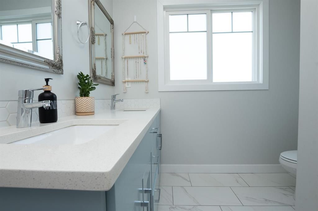 8841 85A Avenue  - Photo 30
