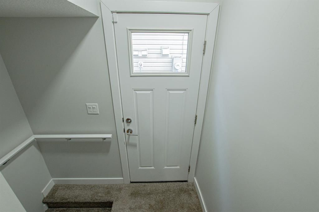 8841 85A Avenue  - Photo 37