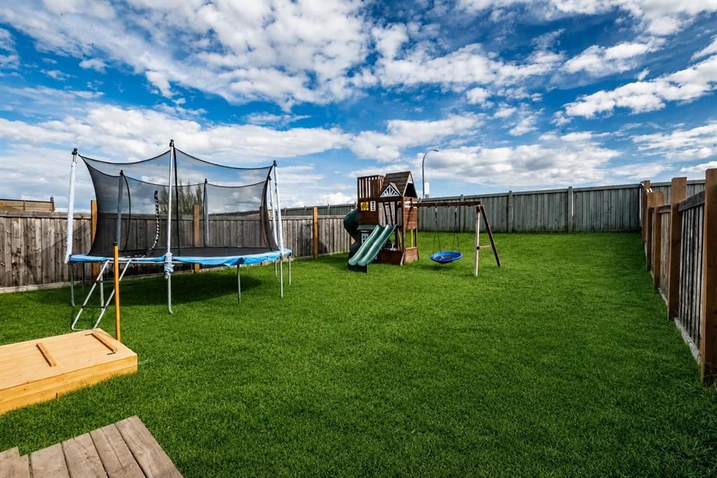 8841 85A Avenue  - Photo 40