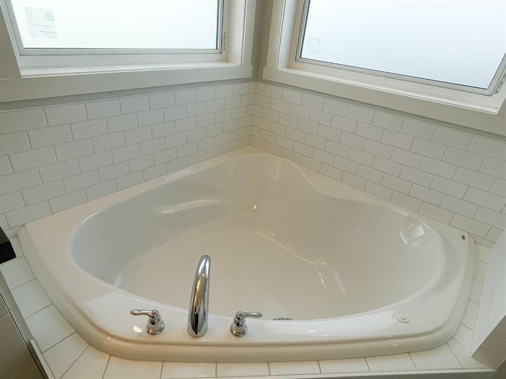 9521 88 Street  - Photo 22