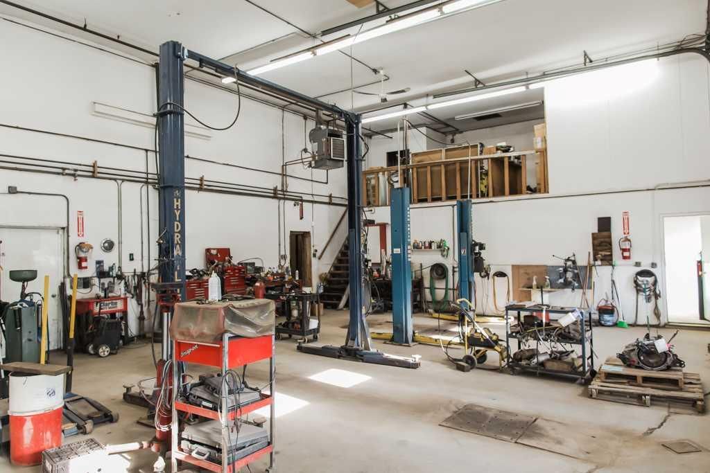 9934 100 Avenue  - Photo 4