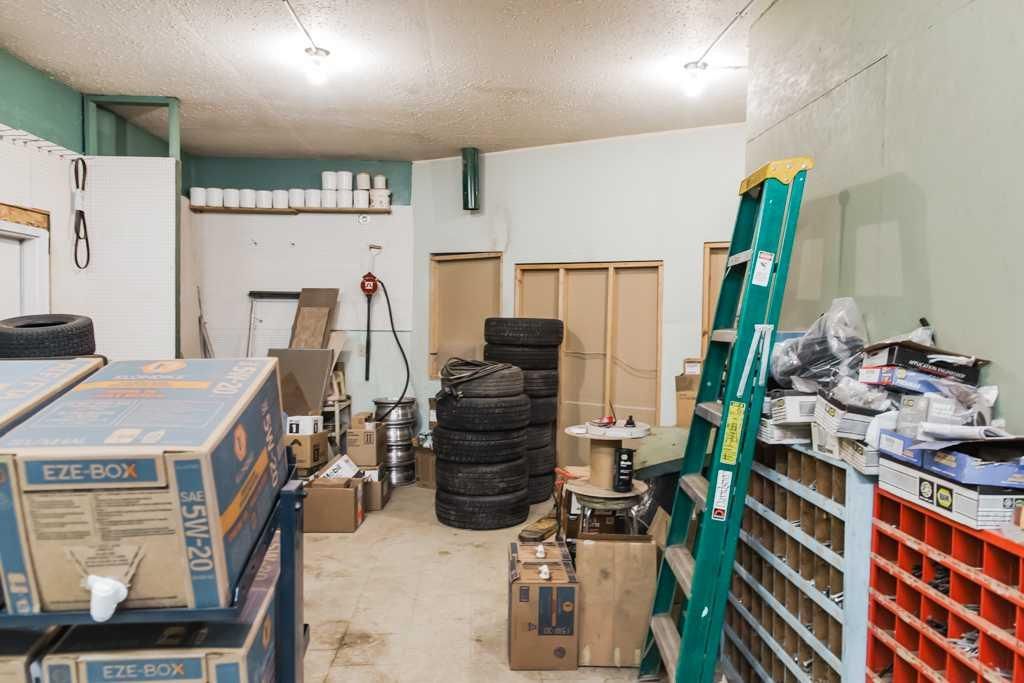 9934 100 Avenue  - Photo 45