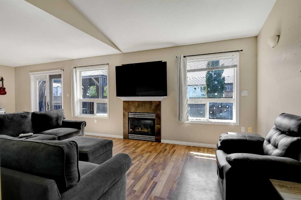 8717 65 Avenue  - Photo 4