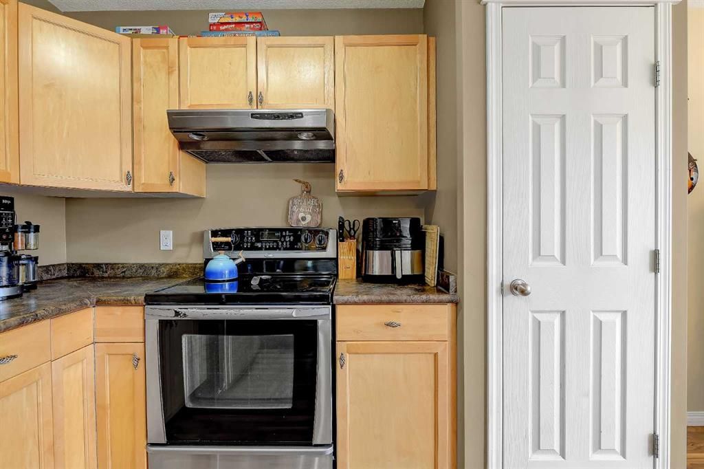 8717 65 Avenue  - Photo 9