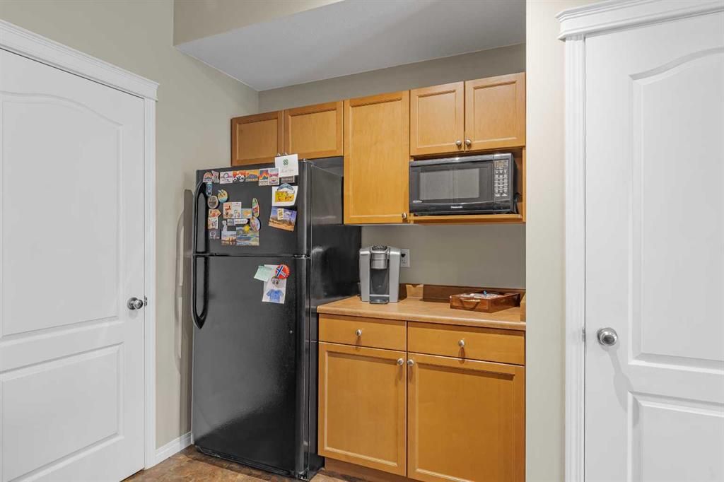 D102, 8640 103 Avenue  - Photo 11