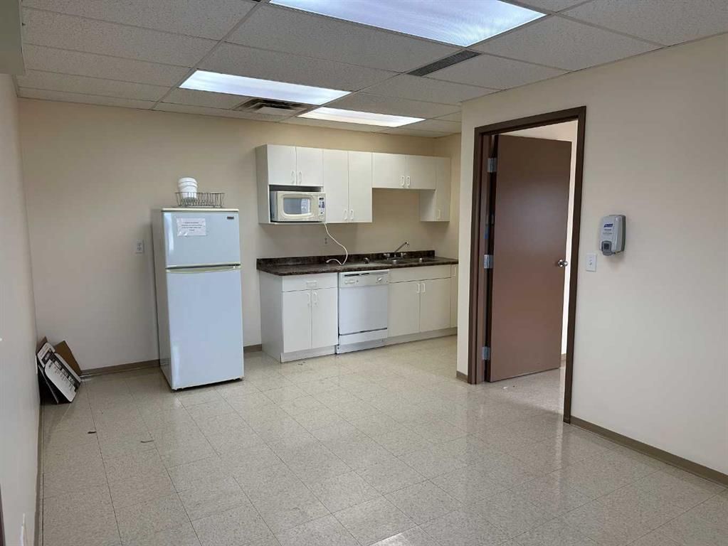 10203B 123 Street  - Photo 18