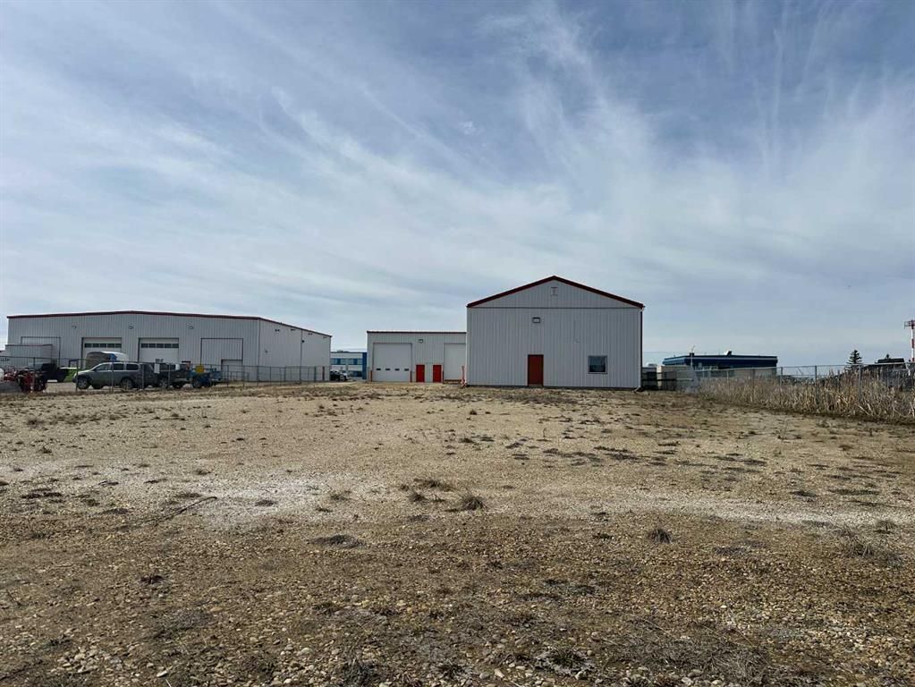 10203B 123 Street  - Photo 4