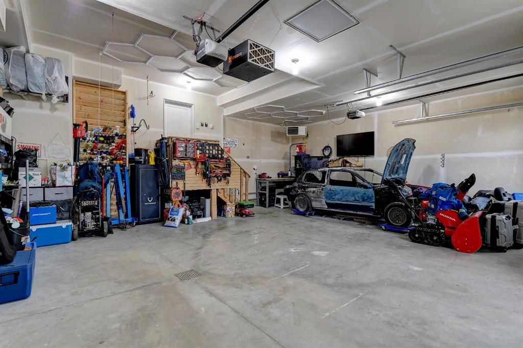 9054 81 Avenue  - Photo 32
