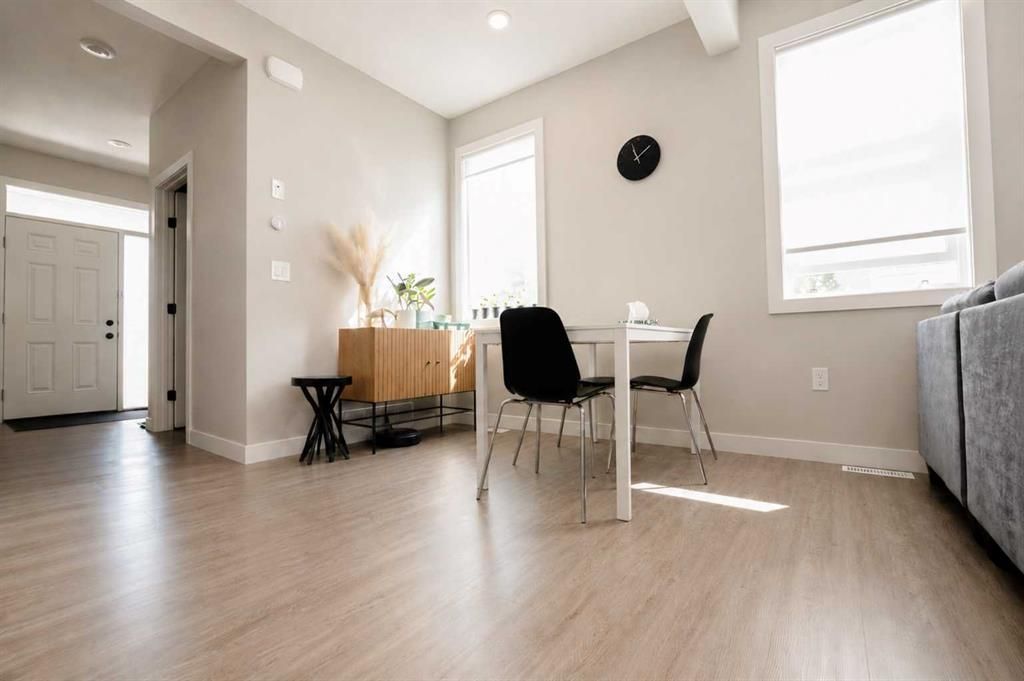 10227A 149 Avenue  - Photo 3