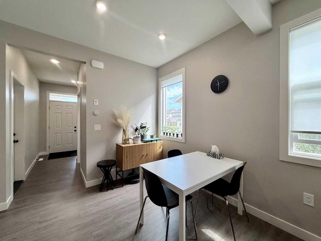 10227A 149 Avenue  - Photo 4