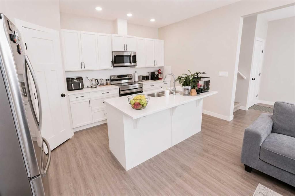 10227A 149 Avenue  - Photo 9