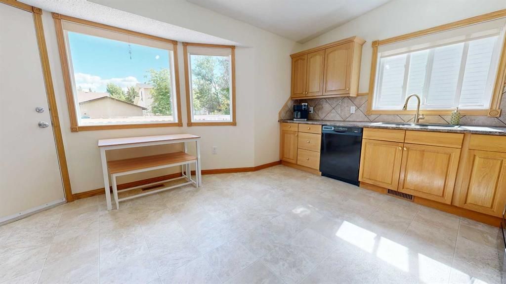 9413 64 Avenue  - Photo 12