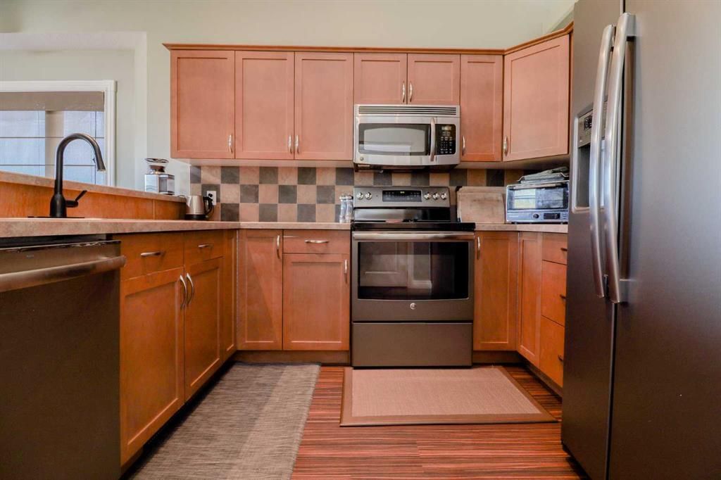 10113 93 Street   - Photo 10