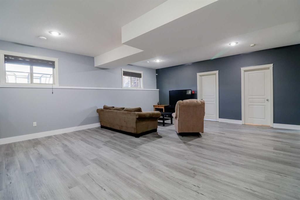 10113 93 Street   - Photo 25