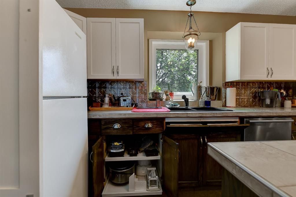 8002 103 Street  - Photo 15